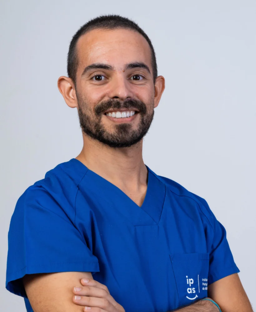 Eduardo Guerreiro – Médico Dentista, Professor Universitário e empreendedor Eduardo Guerreiro - Médico Dentista, Professor Universitário e empreendedor - Longueira/Almograve | Portugal Positivo by Visar
